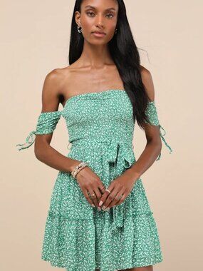 Lulus Sweetest Feelings Green Floral Off the Shoulder Mini Dress NWT L